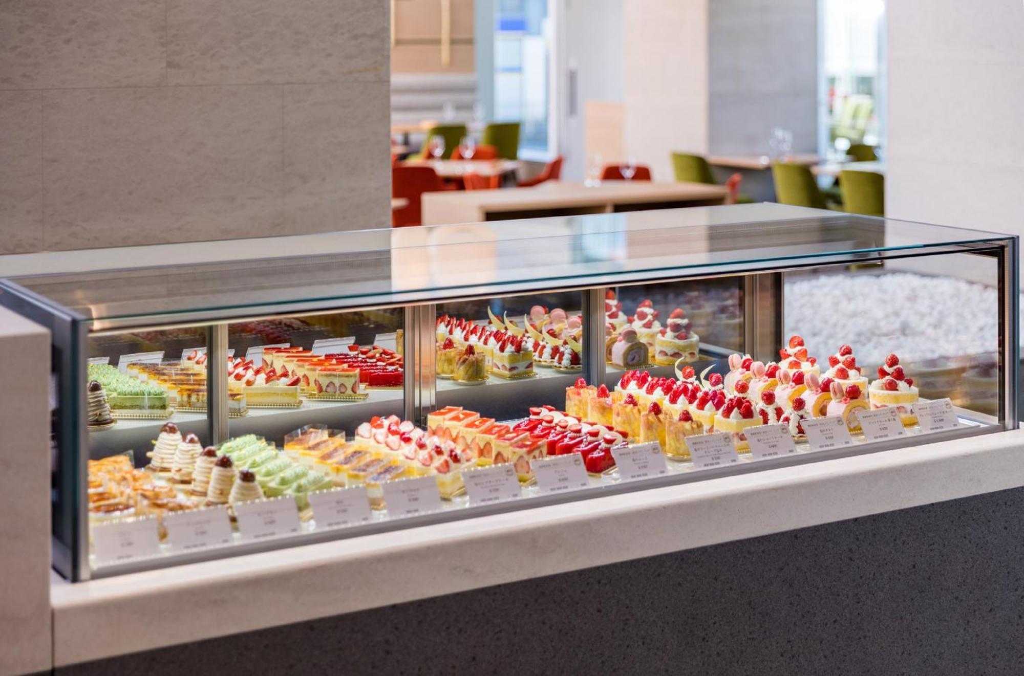 Hotel Associa Shizuoka Luaran gambar A display case of gelato